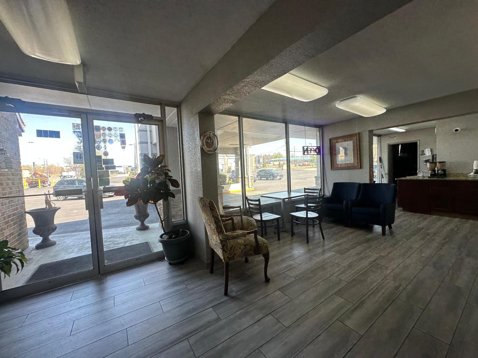 Executive Inn Locust Grove By Capital O Exterior foto